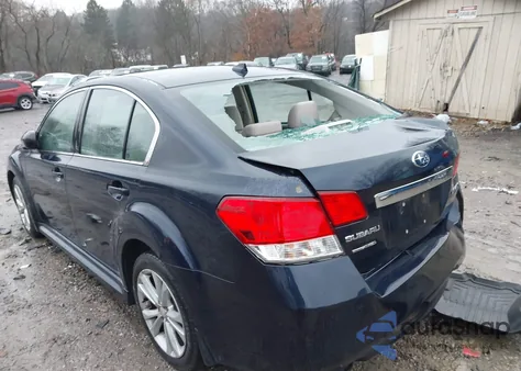 2014 Subaru Legacy 2.5I Premium z USA, uszkodzony, nr VIN 4S3BMCC6XE3021622